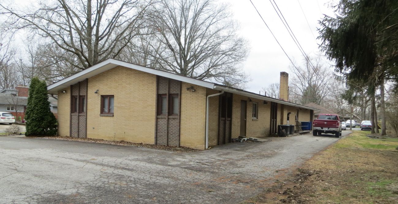 Office or Multifamily - great for owner/user or investment: 43 Northwood Dr, Delaware, OH 43015